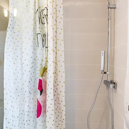 Apartment Frenchyhomes☆coeurdegujan☆bassin☆marche☆wifi *